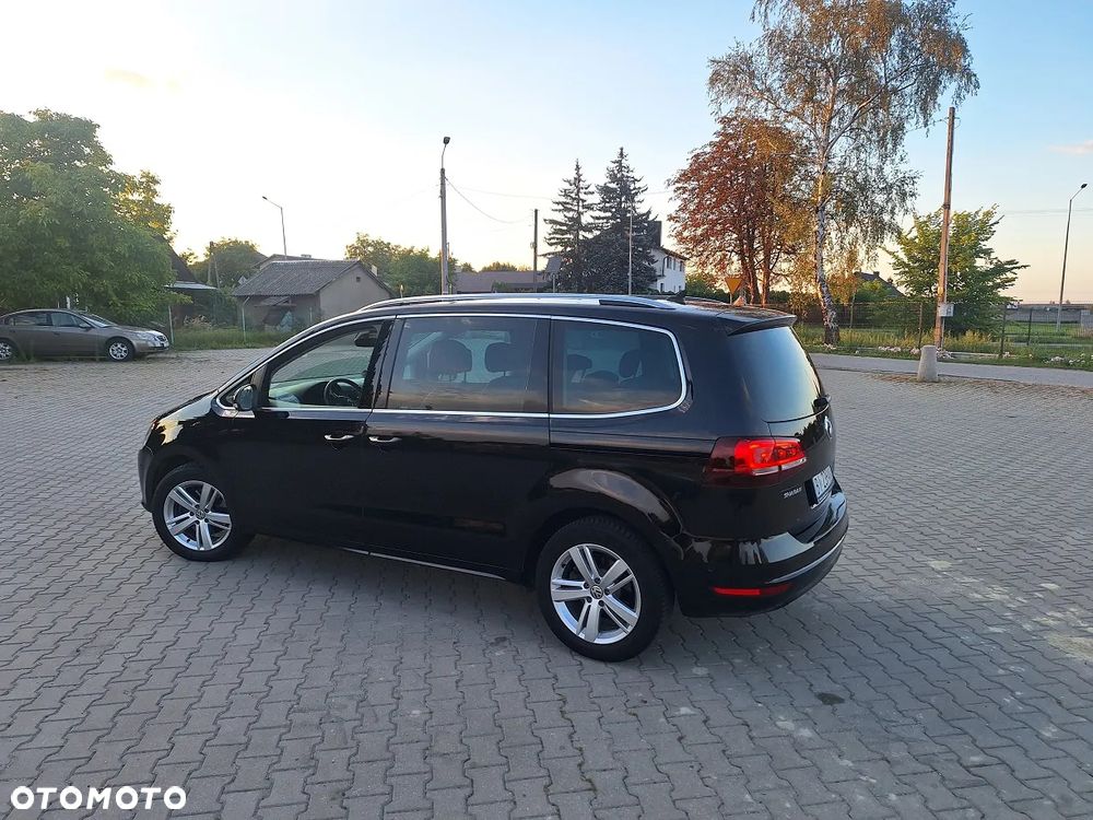 Volkswagen Sharan 2.0 TDI BMT Highline - 16