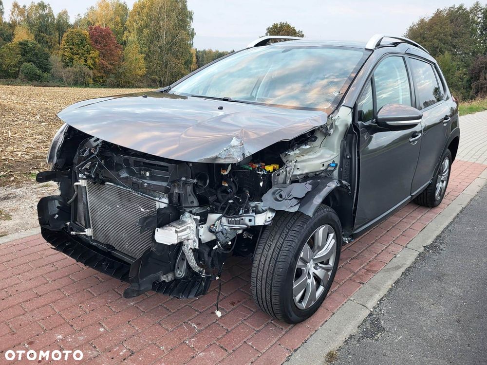 Peugeot 2008 1.5 BlueHDi Signature - 7