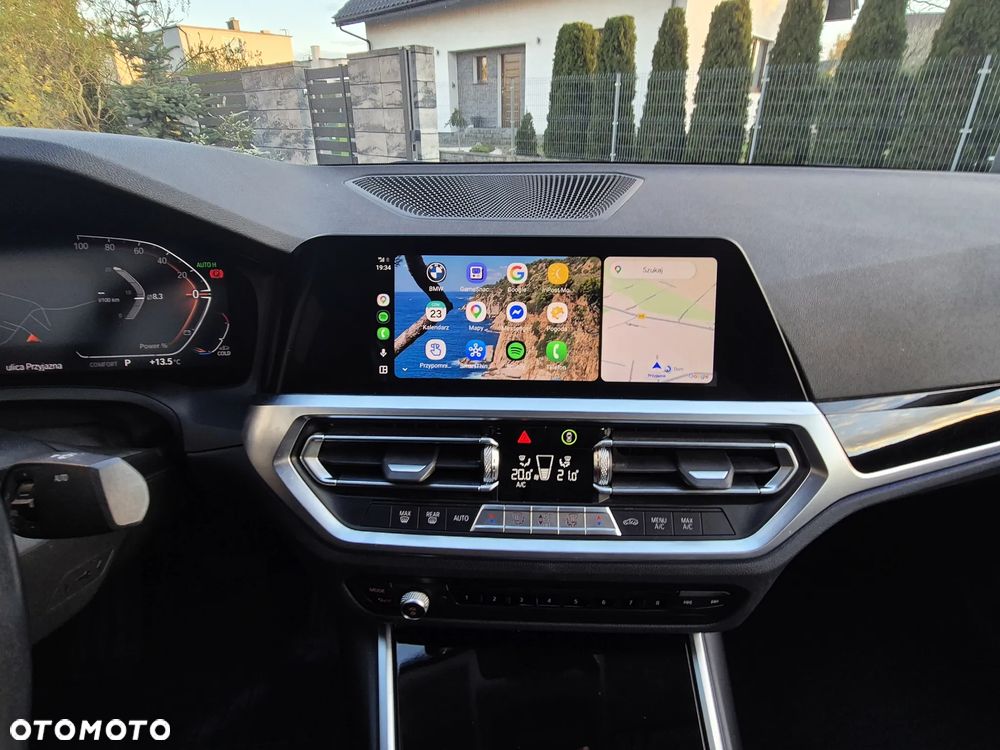 BMW Seria 3 320i Sport Line - 9