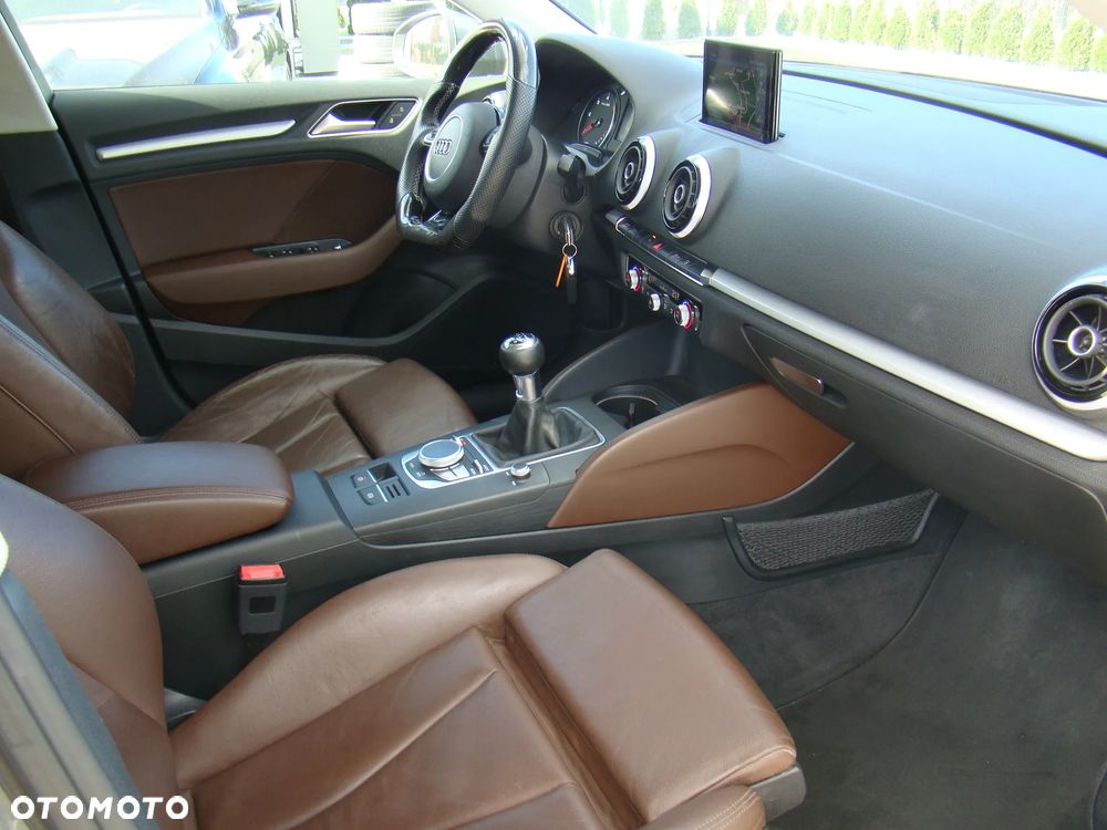 Audi A3 Sportback 2.0 TDI (clean diesel) S line Sportpaket - 34