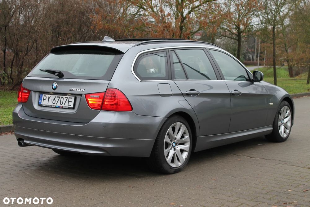 BMW Seria 3 320d - 12