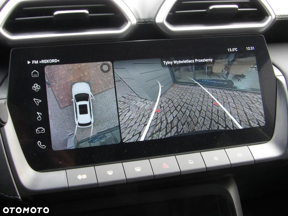 MG ZS 1.5 Excite - 21