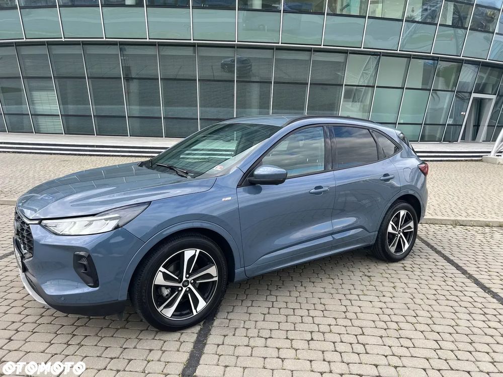 Ford Escape 2.0 EcoBoost AWD Titanium - 11