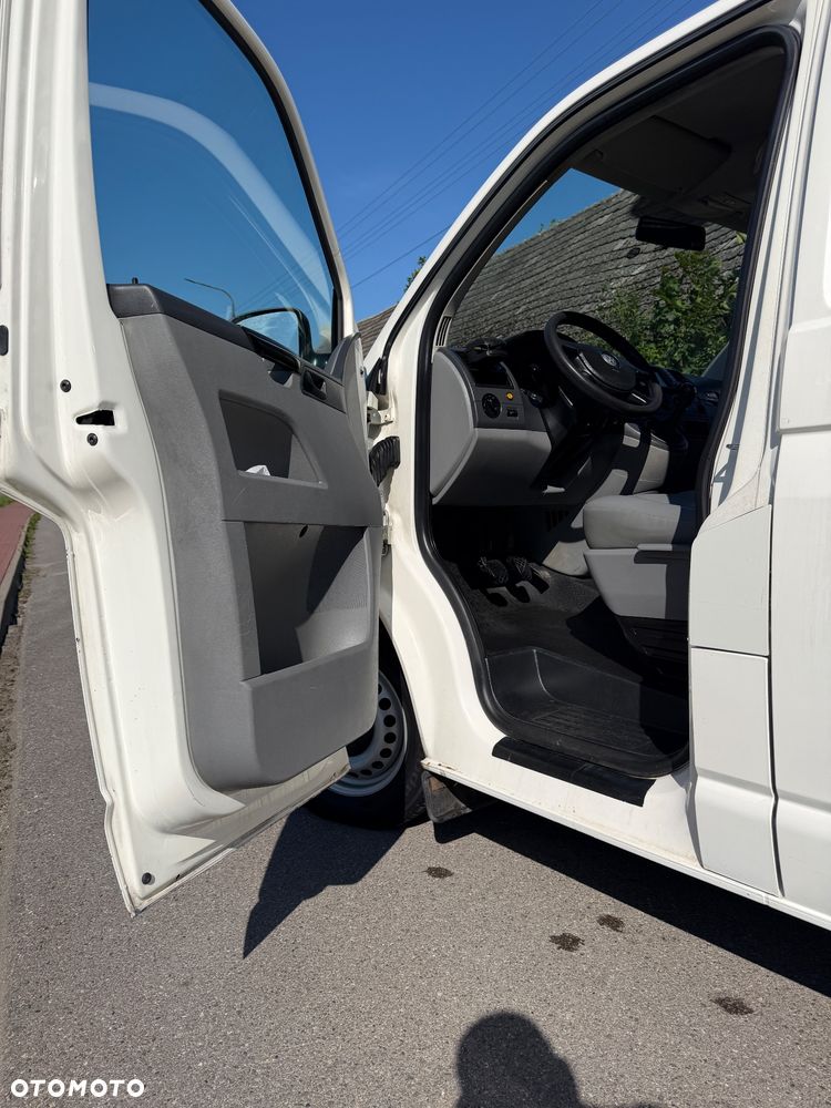 Volkswagen Transporter - 33