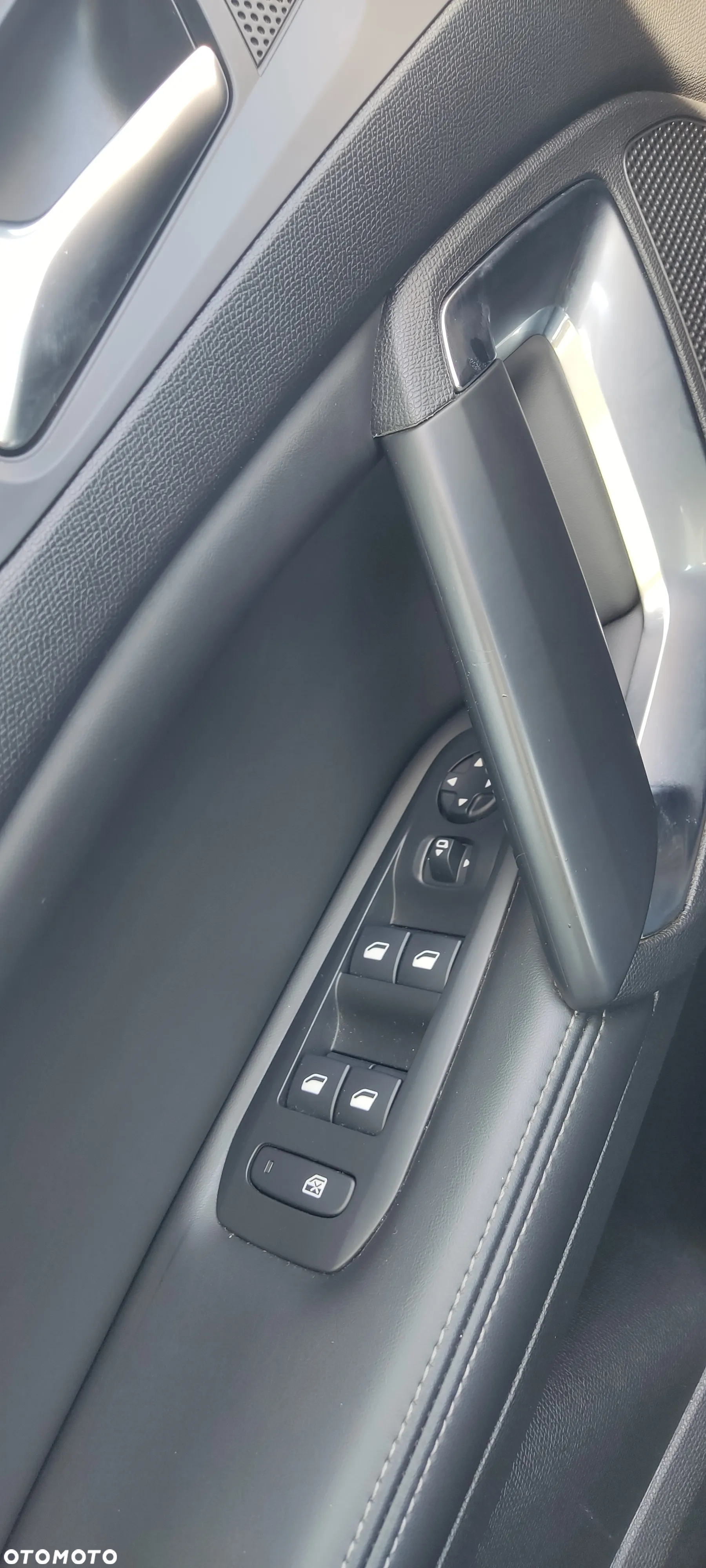 Peugeot 308 BlueHDi FAP 120 EAT6 Stop & Start Allure - 26