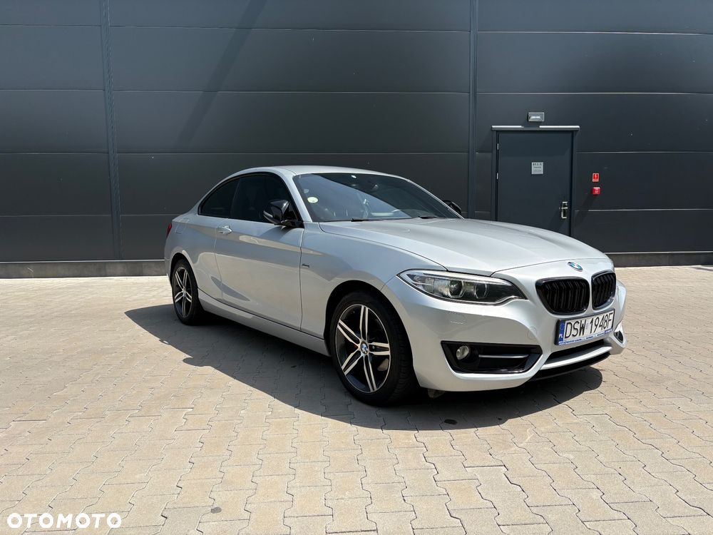 BMW Seria 2 218d Sport Line - 10