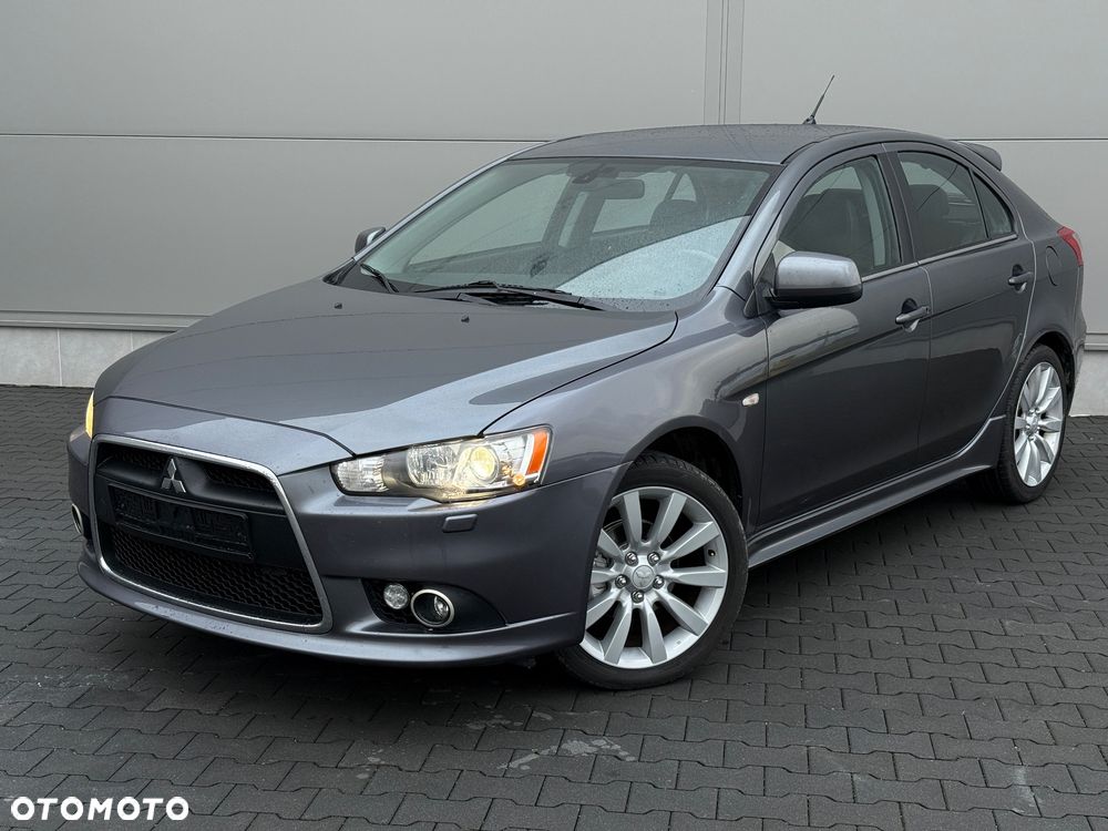 Mitsubishi Lancer - 1
