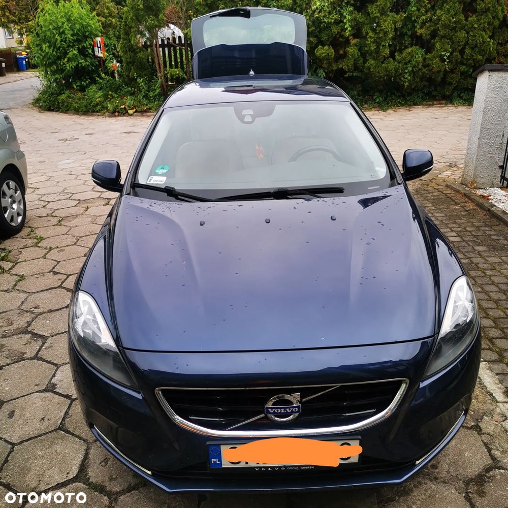 Volvo V40 D4 Drive-E Momentum - 1