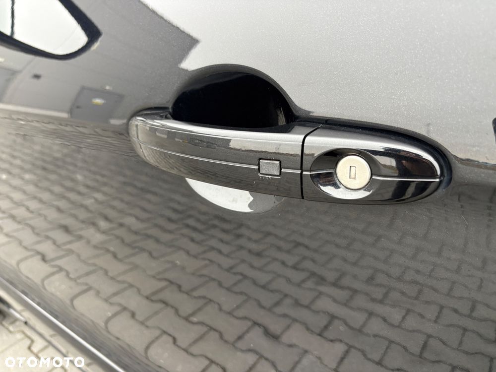 Ford S-Max 2.0 Viva Titanium - 30