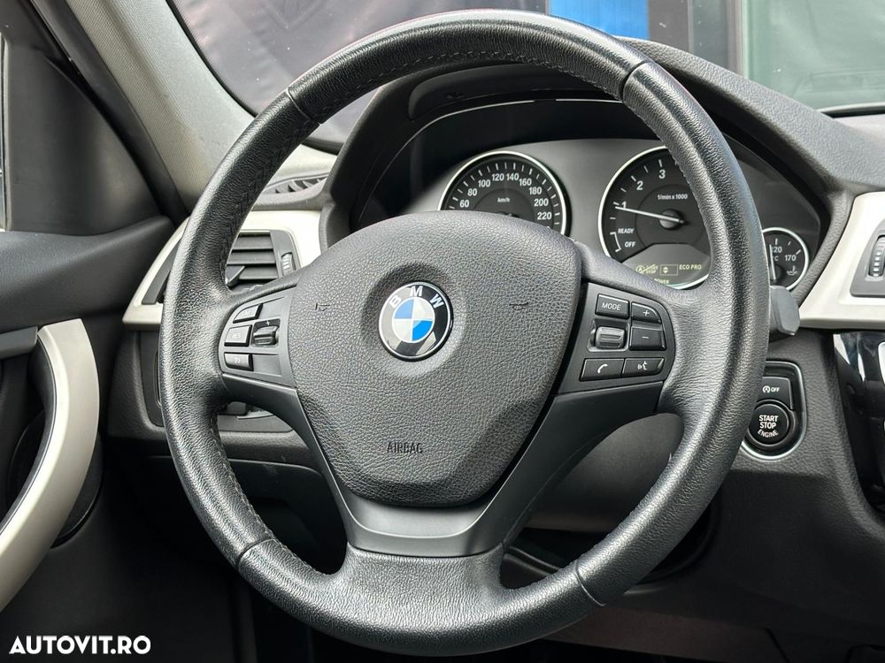 BMW Seria 3 - 8