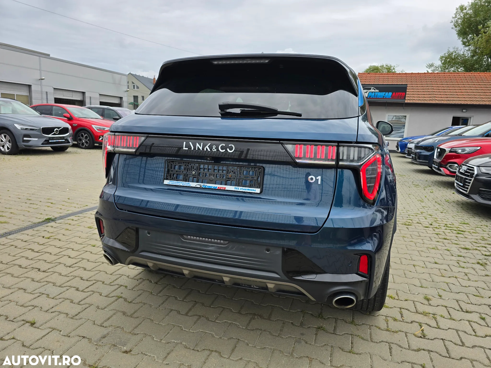 Lynk&Co 01 - 4