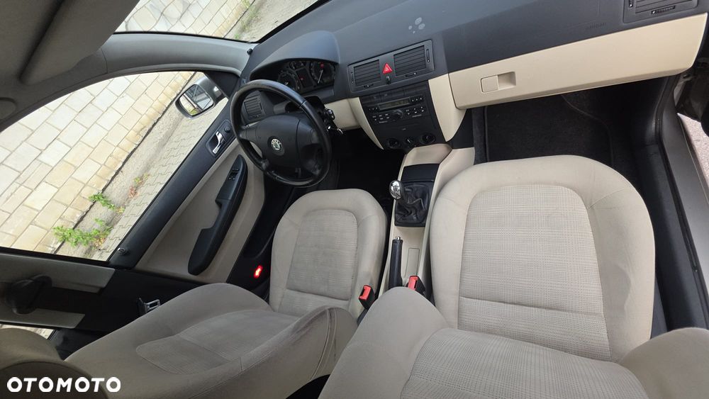 Skoda Fabia - 22