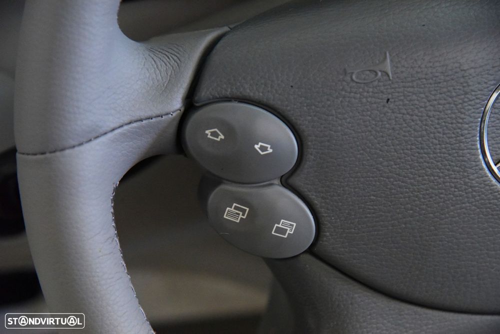 Mercedes-Benz CLK 200 K Elegance Aut. - 27