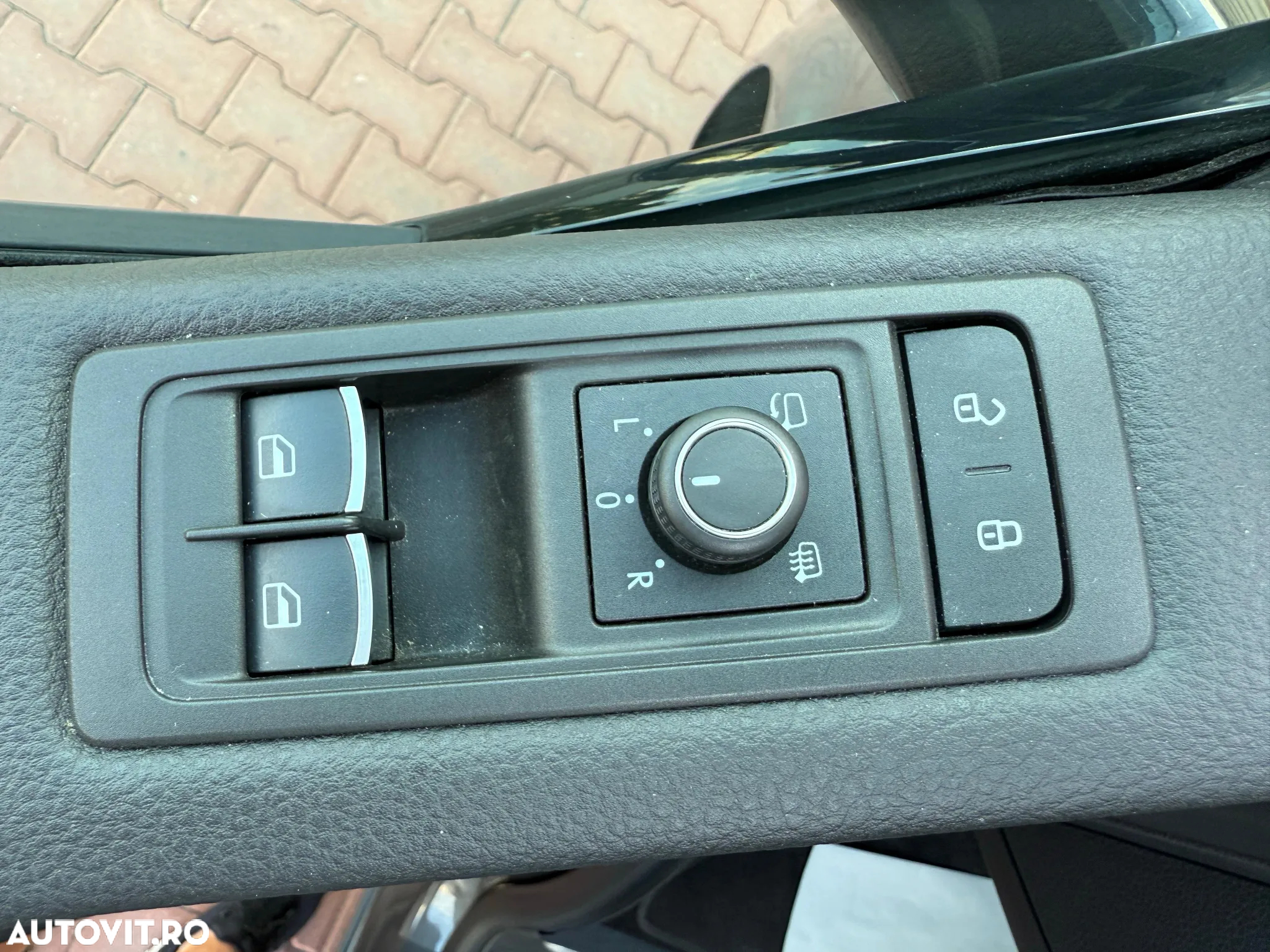 Volkswagen Multivan - 37