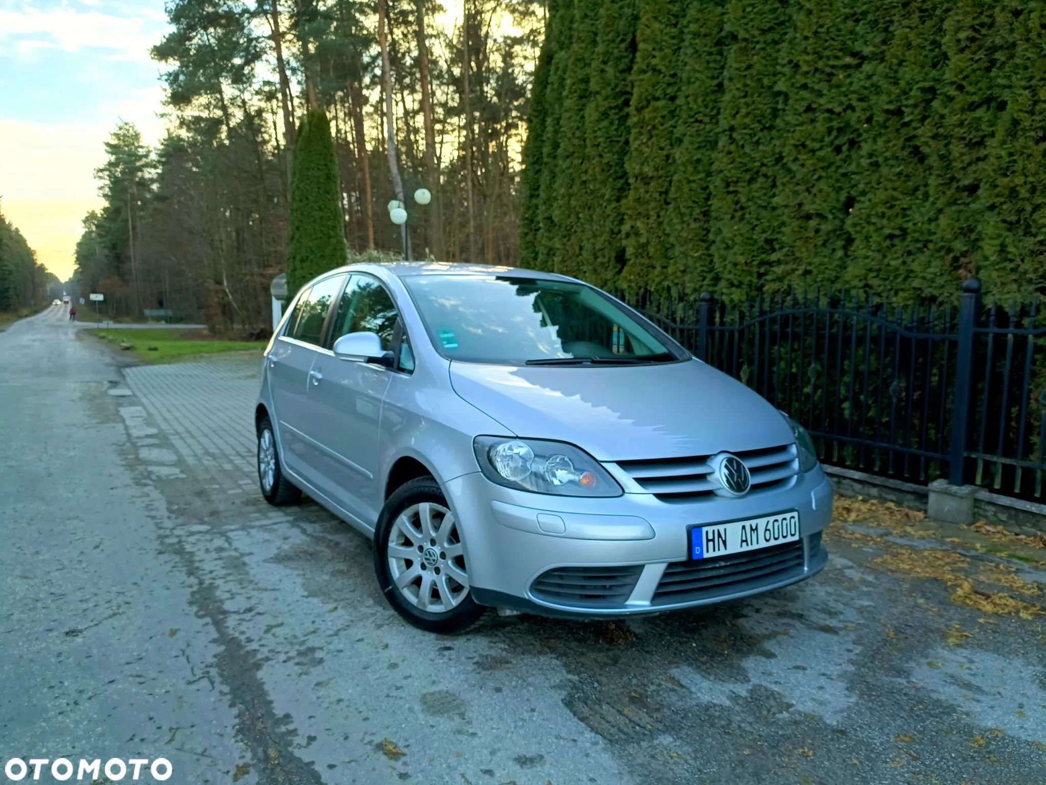 Volkswagen Golf Plus - 1