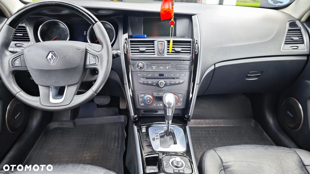 Renault Latitude 2.0 dCi Initiale - 8