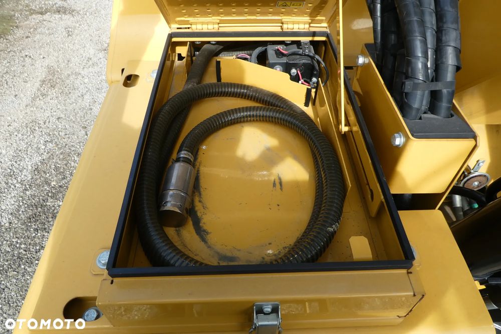 Caterpillar 311F LRR DWIE ŁYZKI - 19