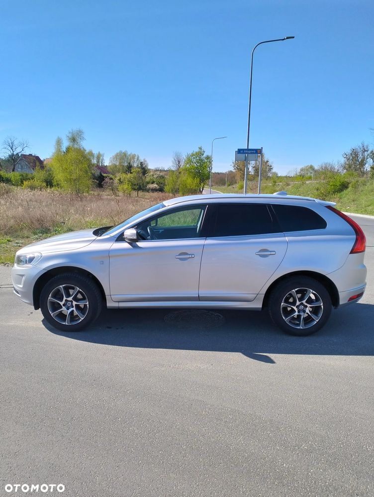 Volvo XC 60 D4 Drive-E Ocean Race - 10
