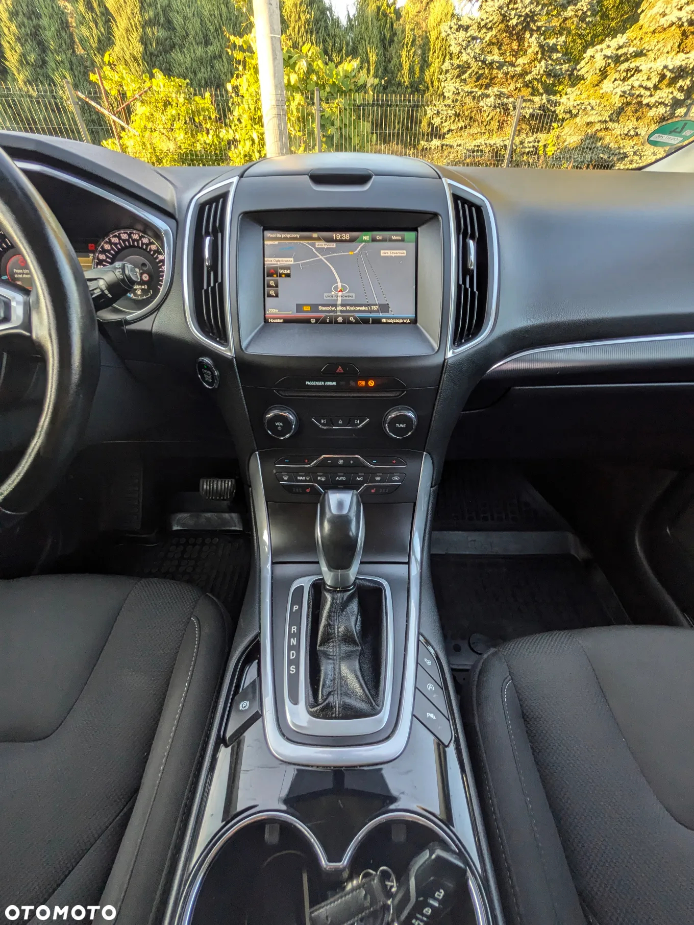 Ford S-Max - 23