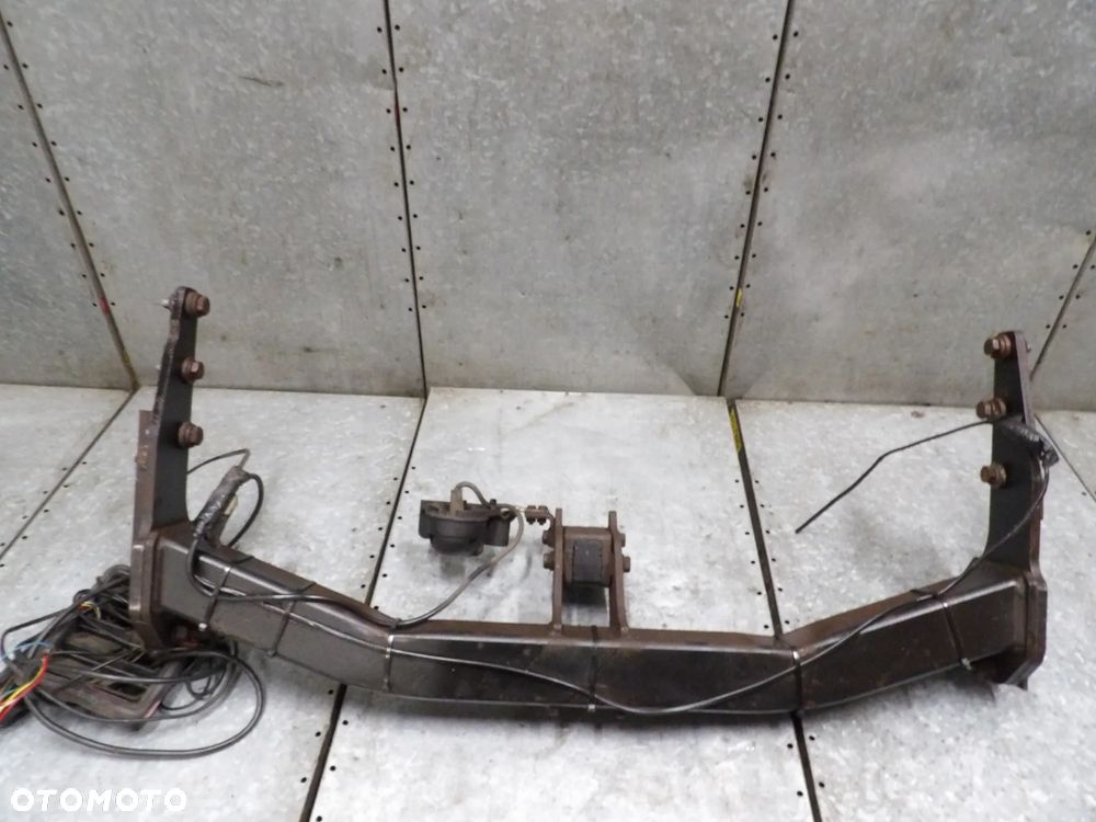 JEEP GRAND CHEROKEE WK2 HAK HOLOWNICZY - 10