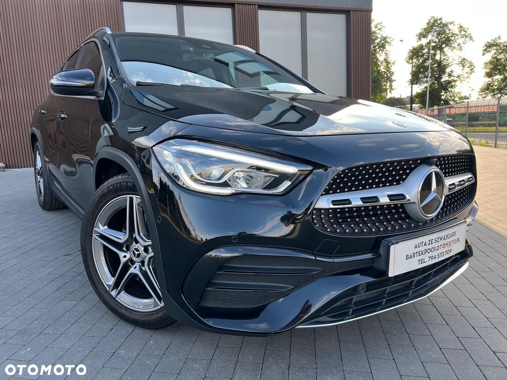 Mercedes-Benz GLA 200 d AMG Line - 2