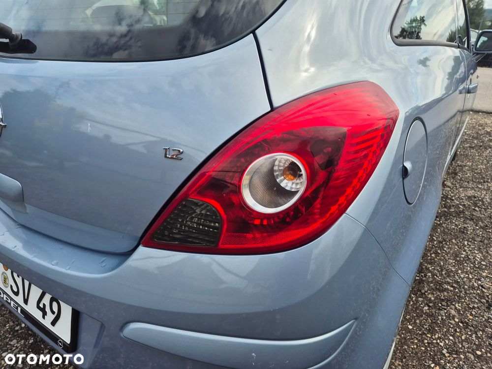 Opel Corsa 1.2 16V Limited Edition - 8