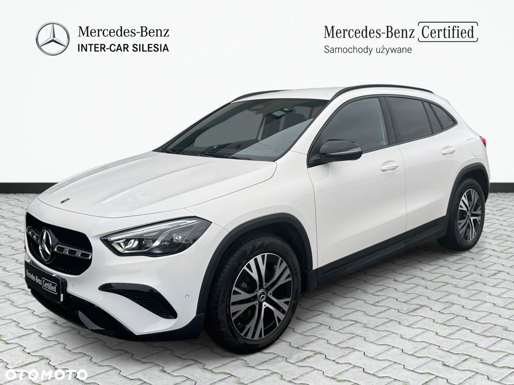 Mercedes-Benz GLA - 2