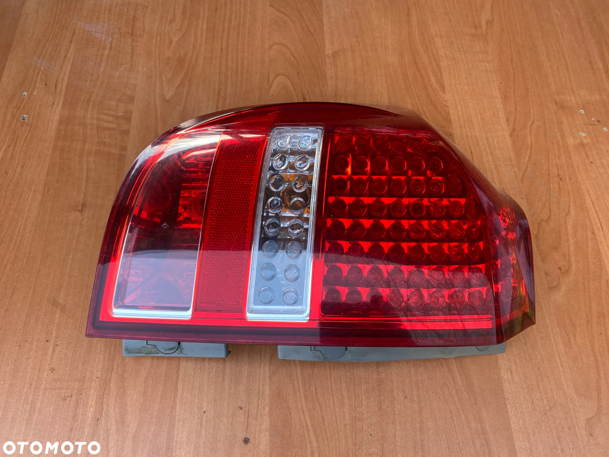LAMPA TYŁ TYLNA PRAWA LUB LEWA KIA CEED I LIFT - 9