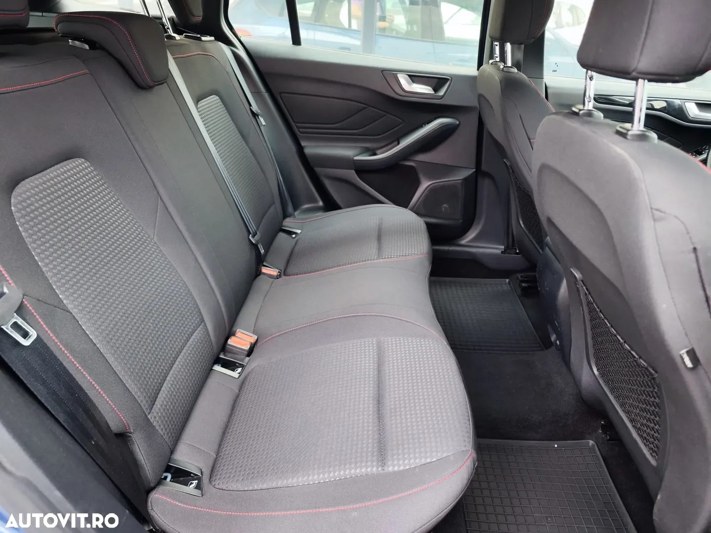 Ford Focus 1.5 EcoBlue ST-Line - 13