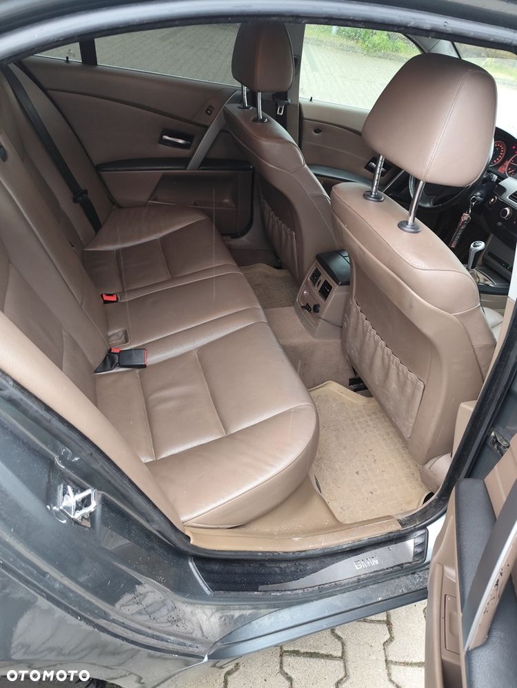 BMW Seria 5 - 10