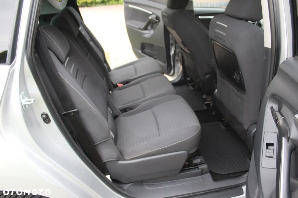 Toyota Verso 1.6 D-4D Premium - 19