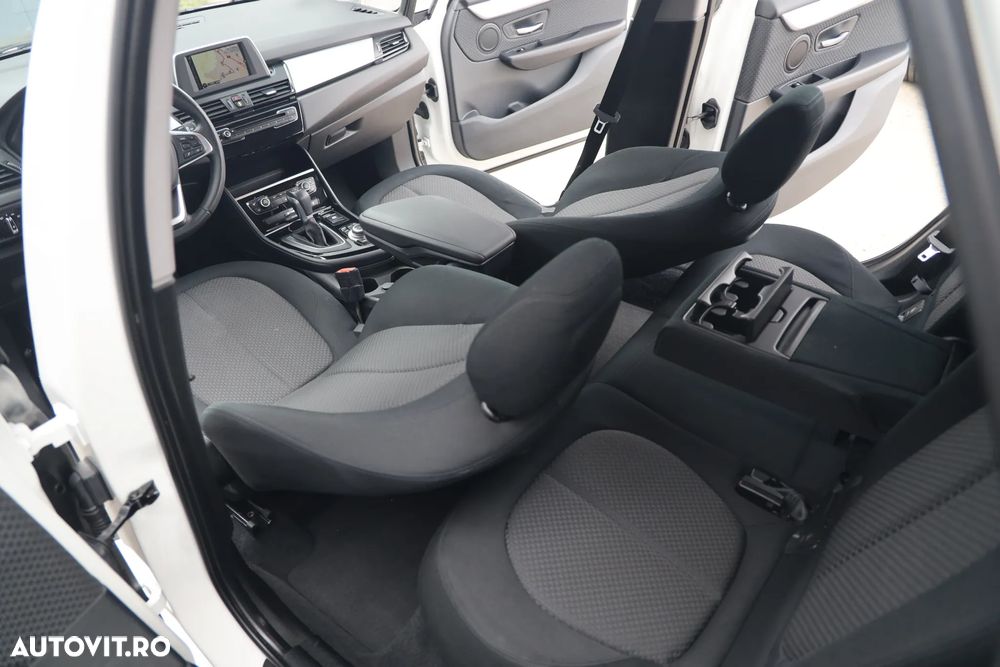 BMW Seria 2 218d Aut. - 6