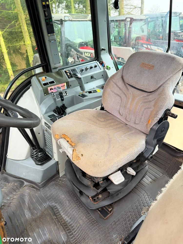 Valtra T 170 - 12