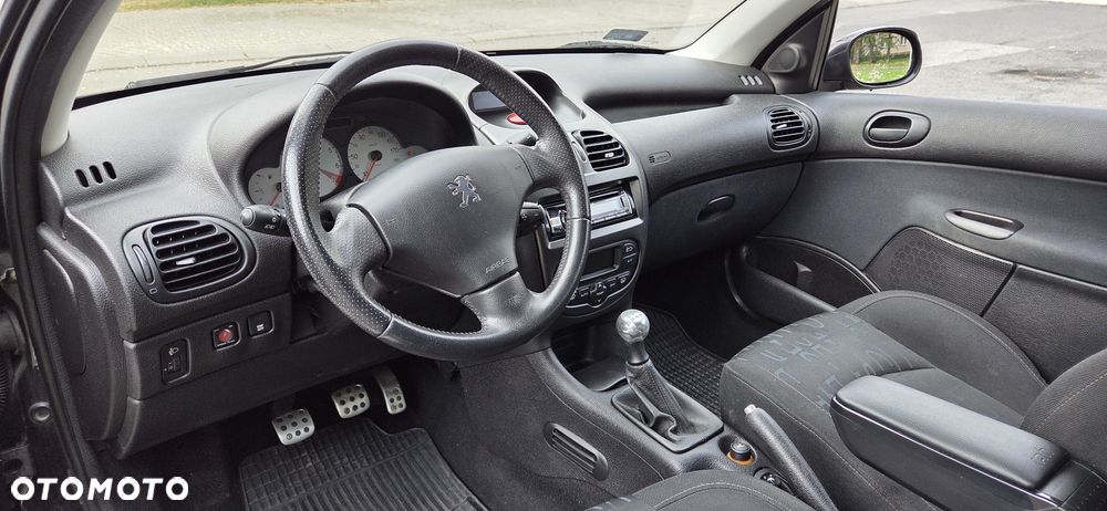 Peugeot 206 - 6