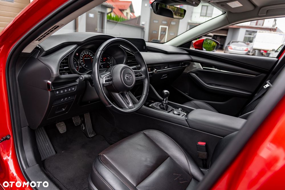 Mazda 3 2.0 mHEV Hikari - 16