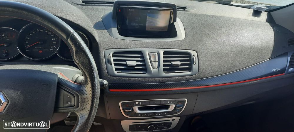 Renault Mégane Sport Tourer 1.5 dCi GT Line SS - 9