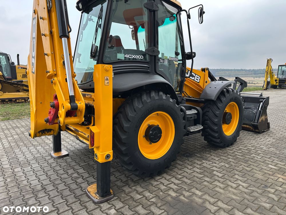 JCB 4cx yojstic - 13