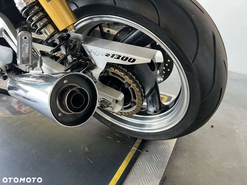Yamaha XJR - 18