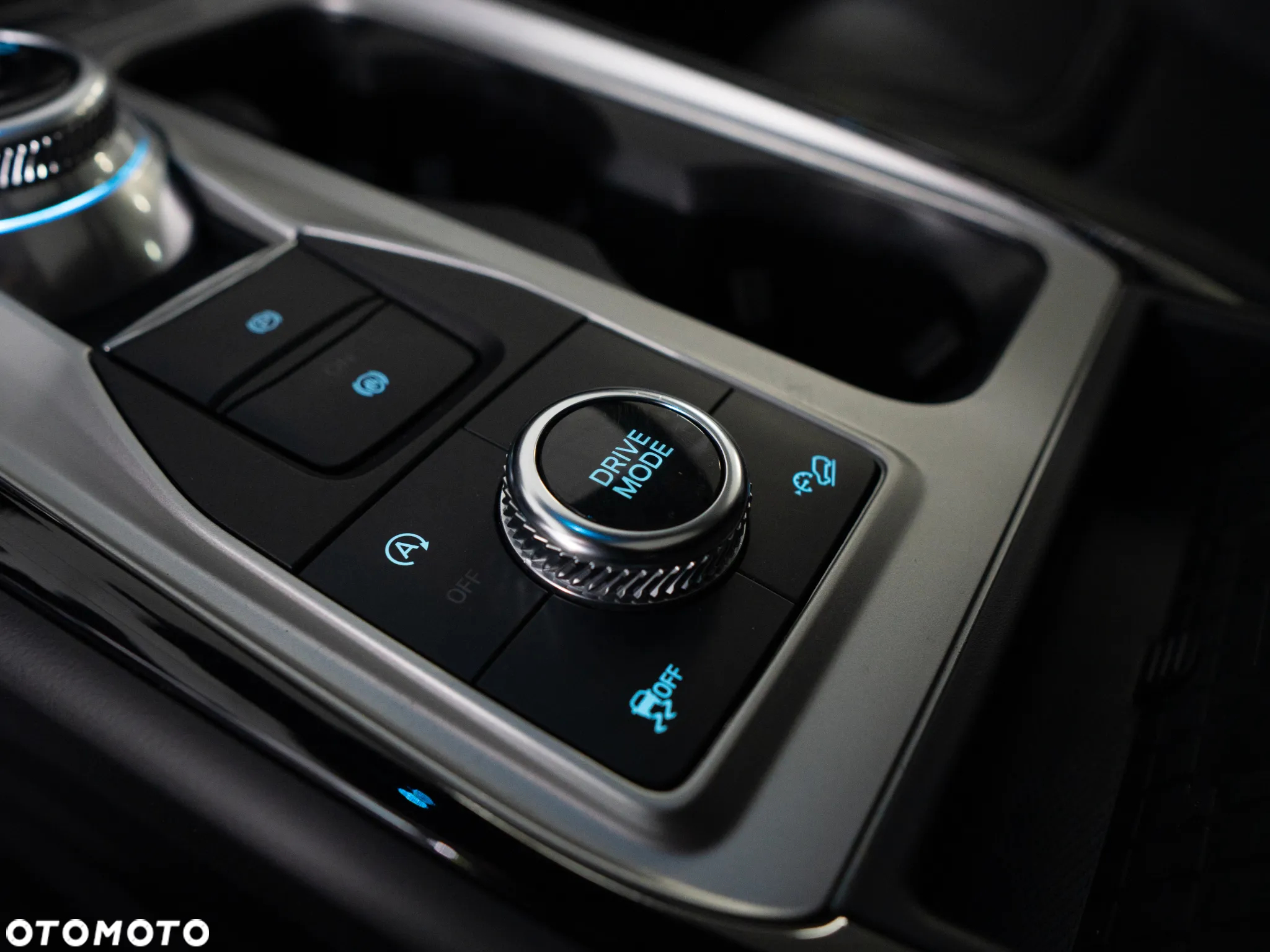 Ford Explorer - 21