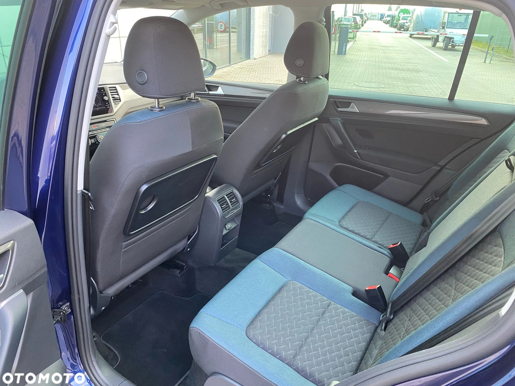 Volkswagen Golf Sportsvan VII SV 1.5 TSI ACT IQ Drive - 11