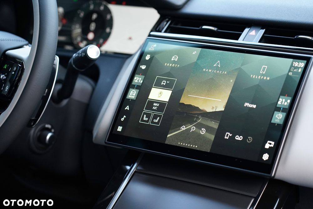 Land Rover Range Rover Velar P250 R-Dynamic SE - 25