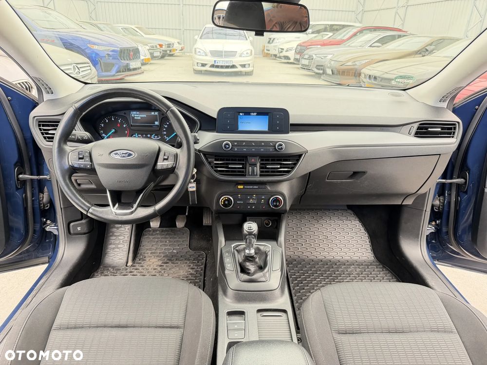 Ford Focus 1.0 EcoBoost Active - 6
