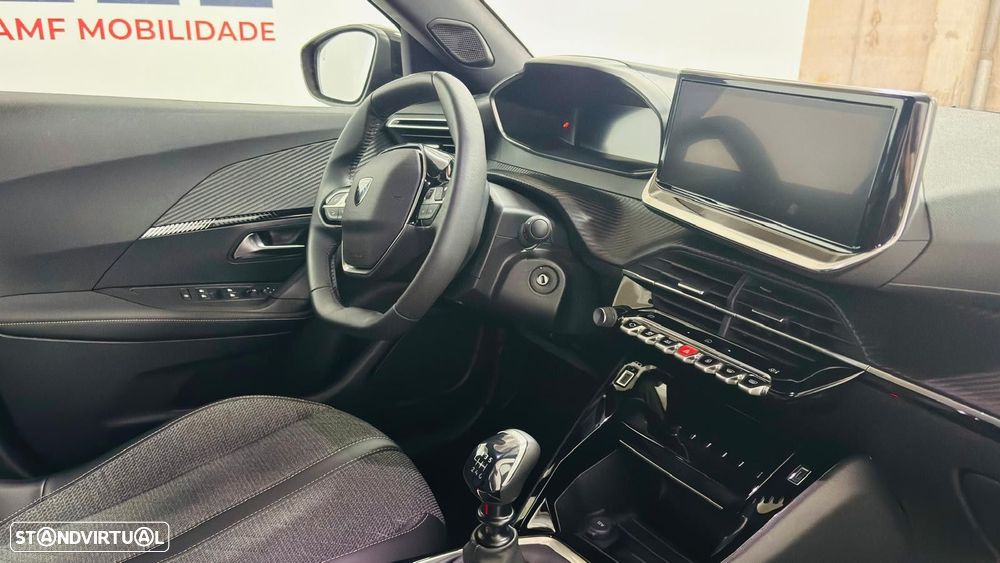 Peugeot 2008 1.2 PureTech Allure - 9