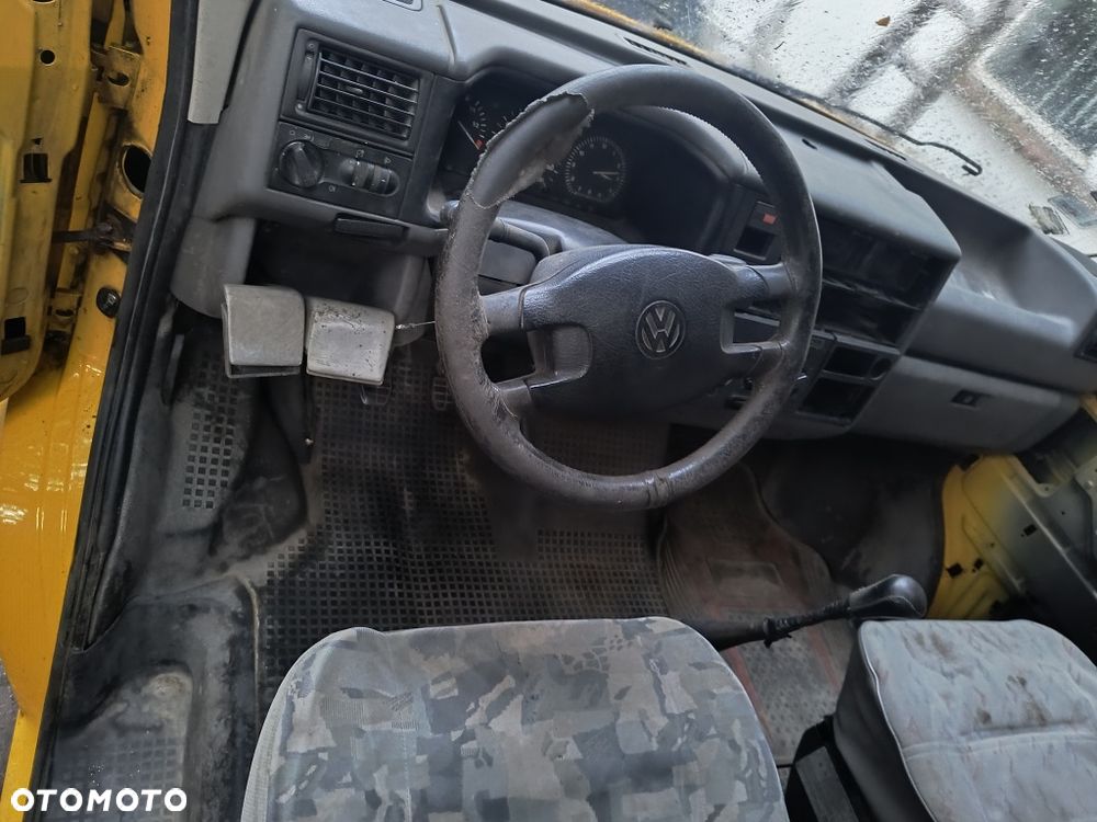 Volkswagen Transporter - 6