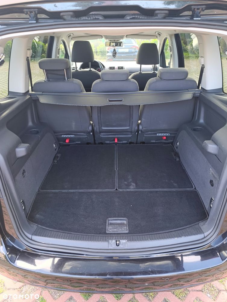 Volkswagen Touran 2.0 TDI DPF Comfortline - 12