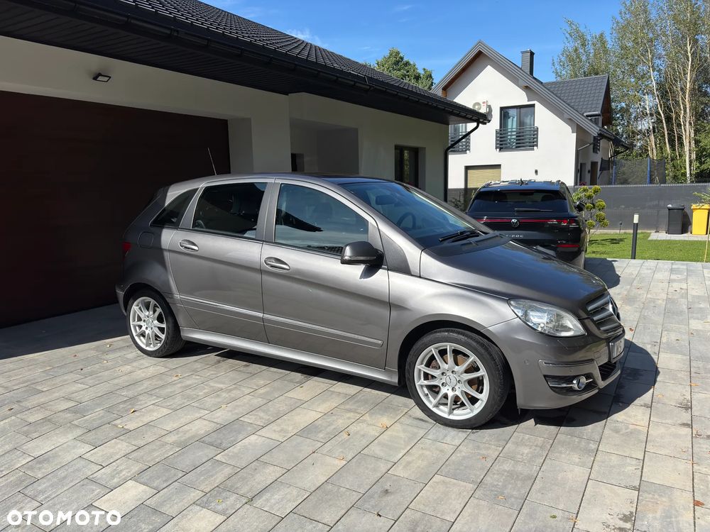 Mercedes-Benz Klasa B 200 Autotronic - 9