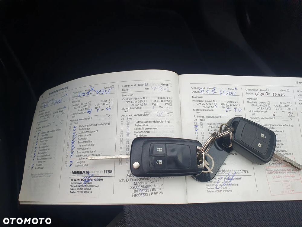 Opel Astra 1.6 Cosmo - 19