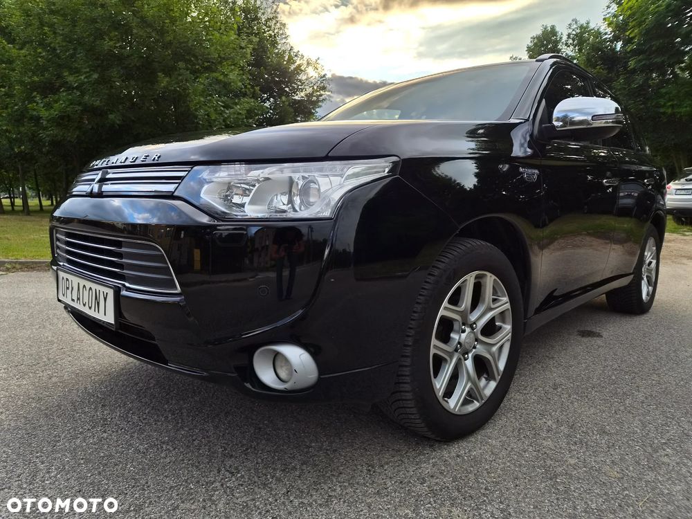 Mitsubishi Outlander 2.0 4WD Top - 8
