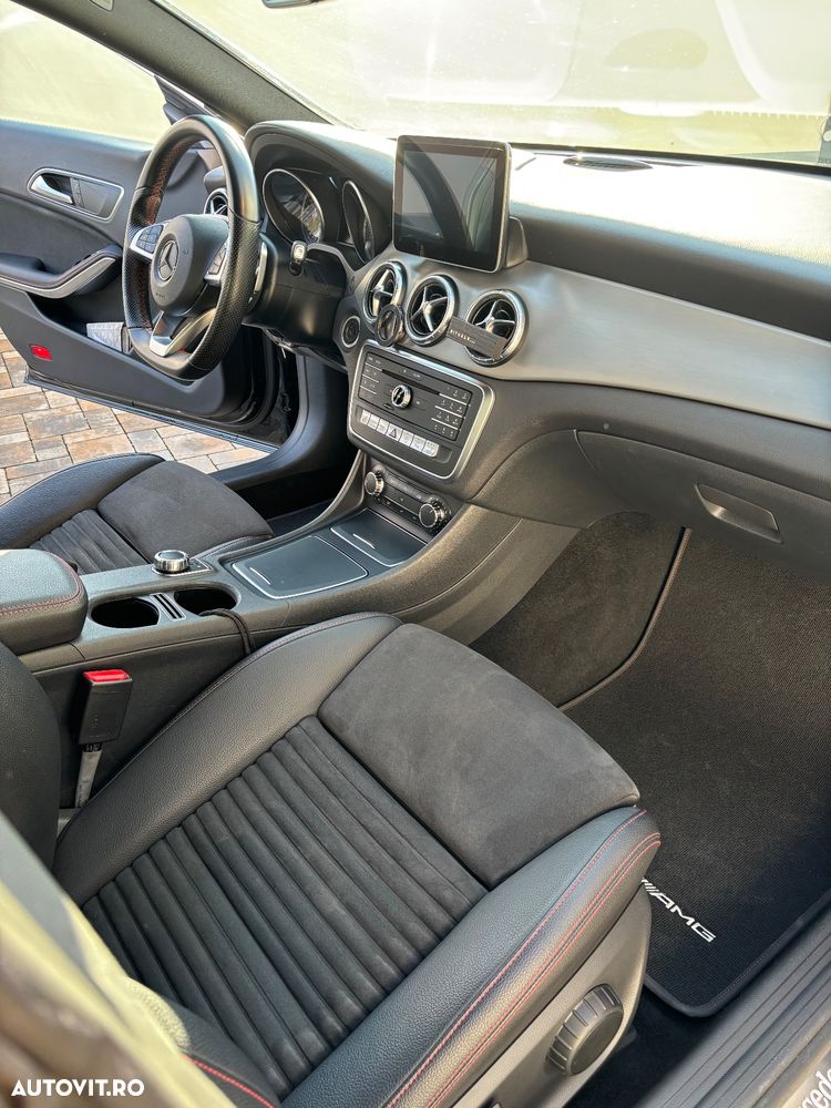 Mercedes-Benz CLA - 4
