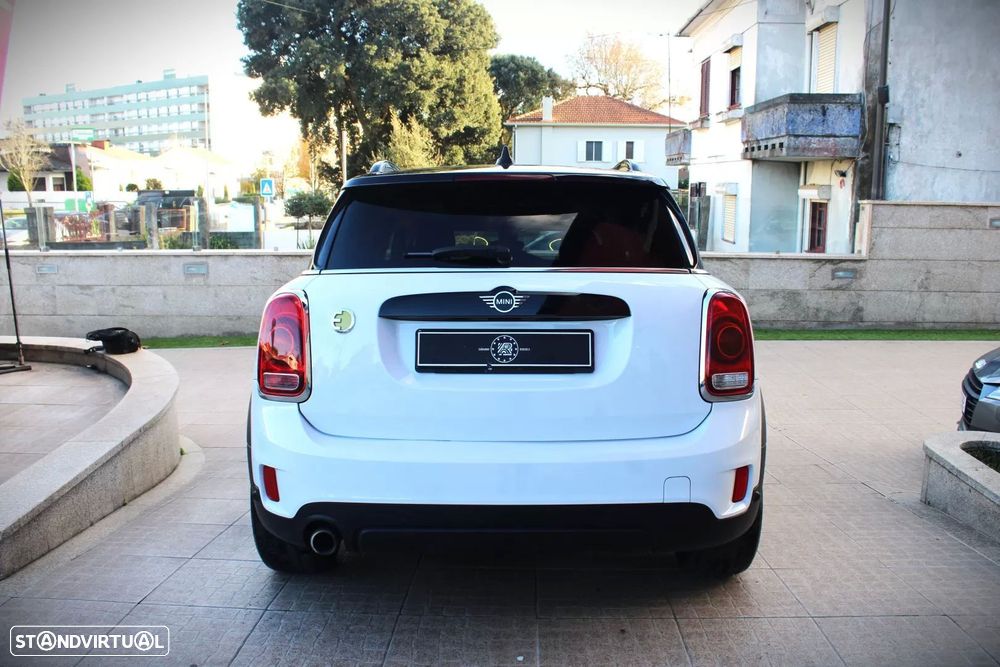 MINI Countryman Cooper SE ALL4 Auto - 38